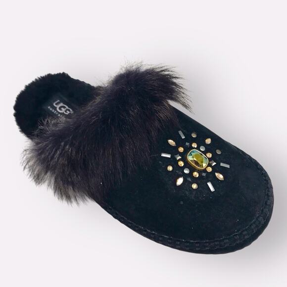 UGG Swarovski Crystal Slippers Aira Black Fur and Jewel Accent Size 7 - Picture 1 of 9